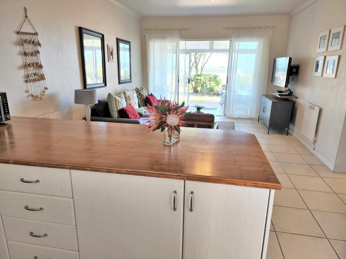 The Potting Shed Self Catering Apartment Hermanus Exterior photo