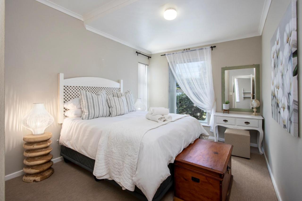 The Potting Shed Self Catering Apartment Hermanus Exterior photo