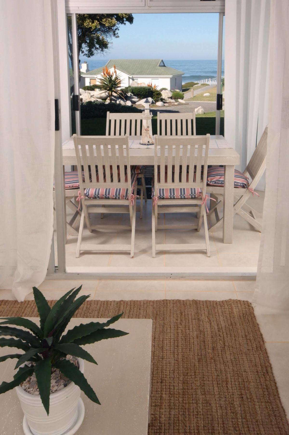 The Potting Shed Self Catering Apartment Hermanus Exterior photo
