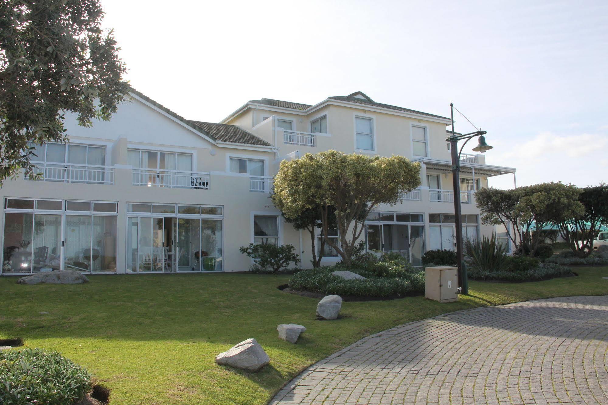 The Potting Shed Self Catering Apartment Hermanus Exterior photo